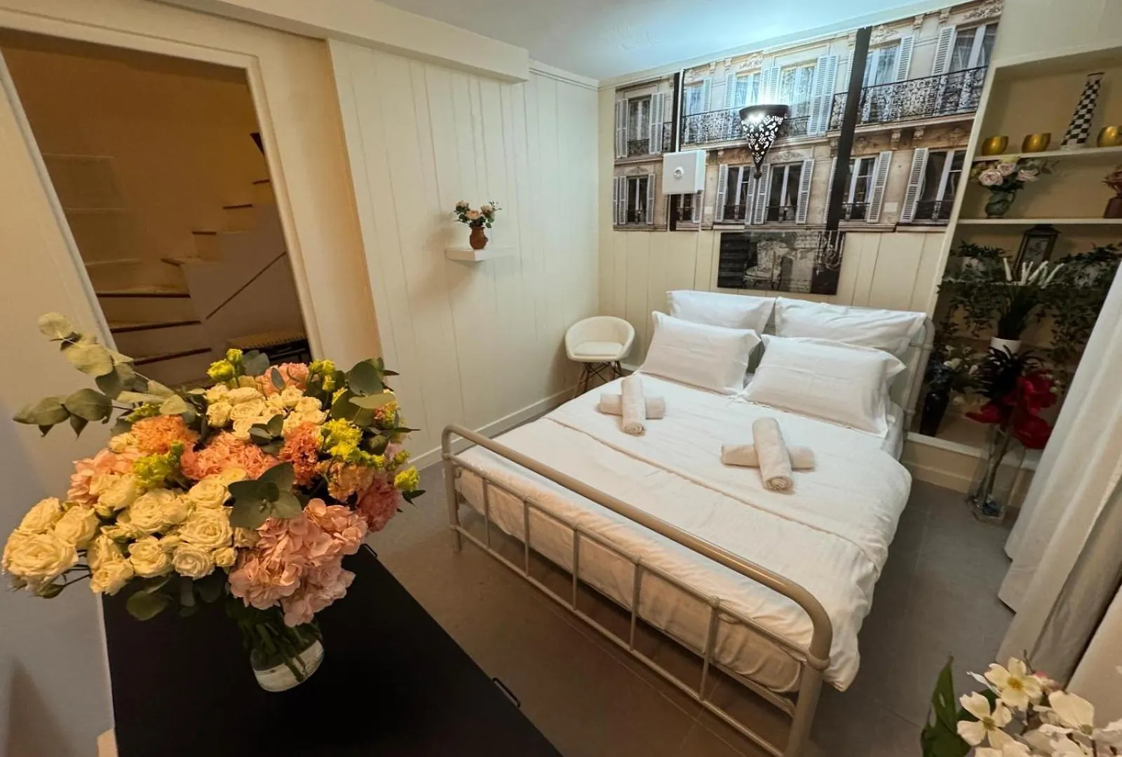 Amy Apartment Paris France